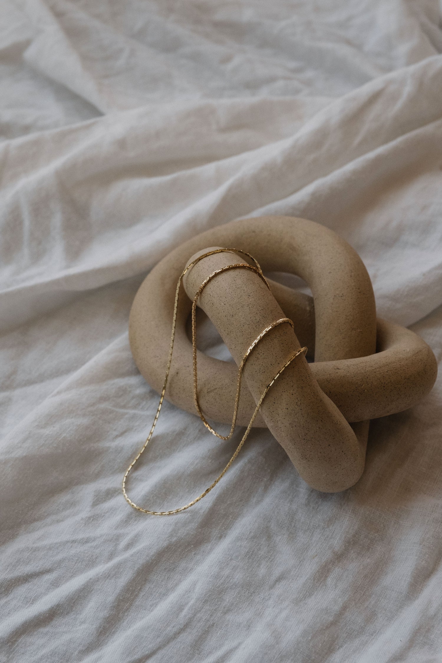 Electric Picks Zip Necklace 18