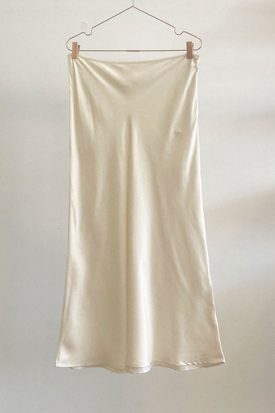 Sample Sale Diana Skirt in Cream - Whimsy & Row