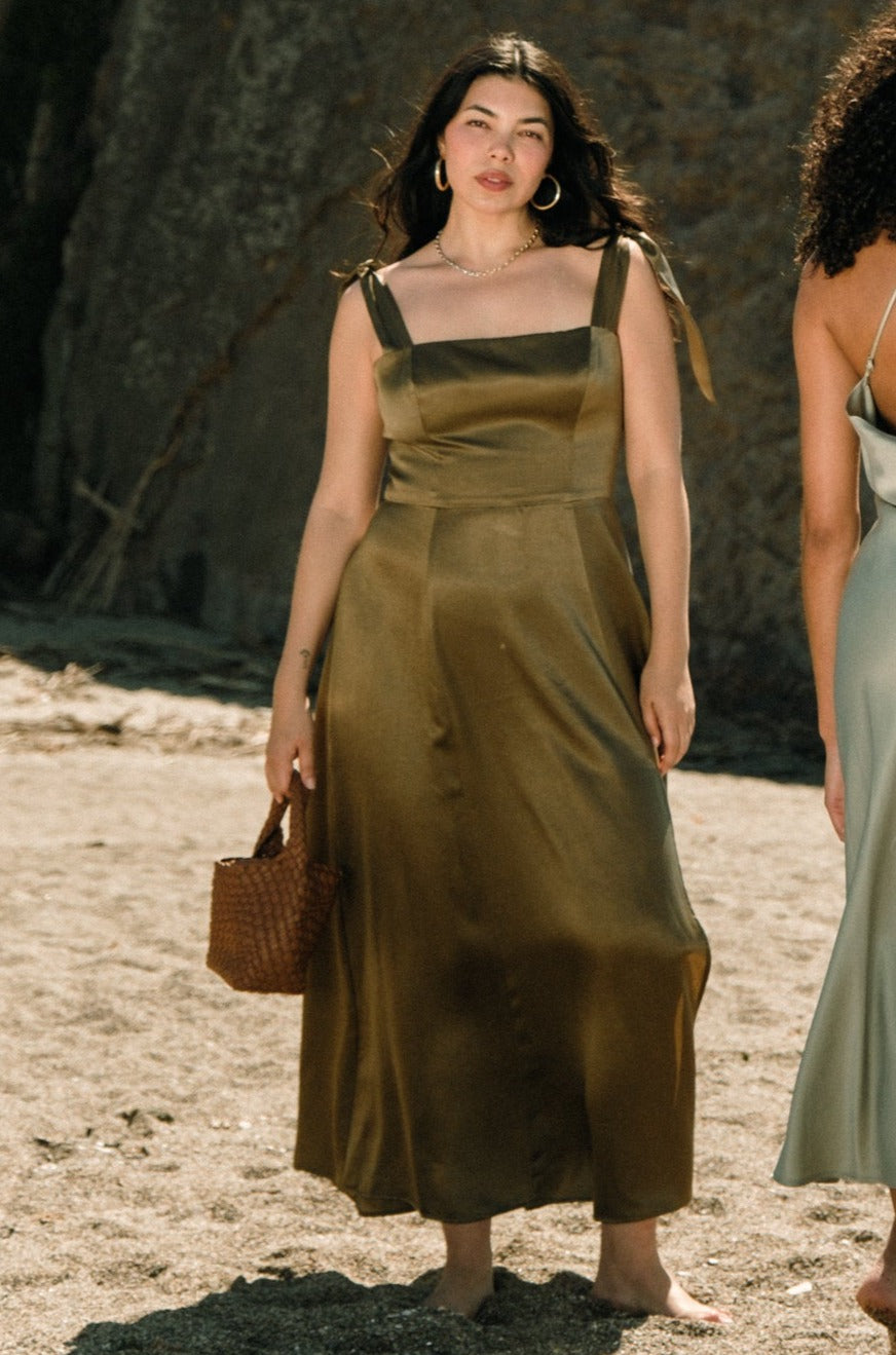 Danielle Dress in Hunter - Whimsy & Row