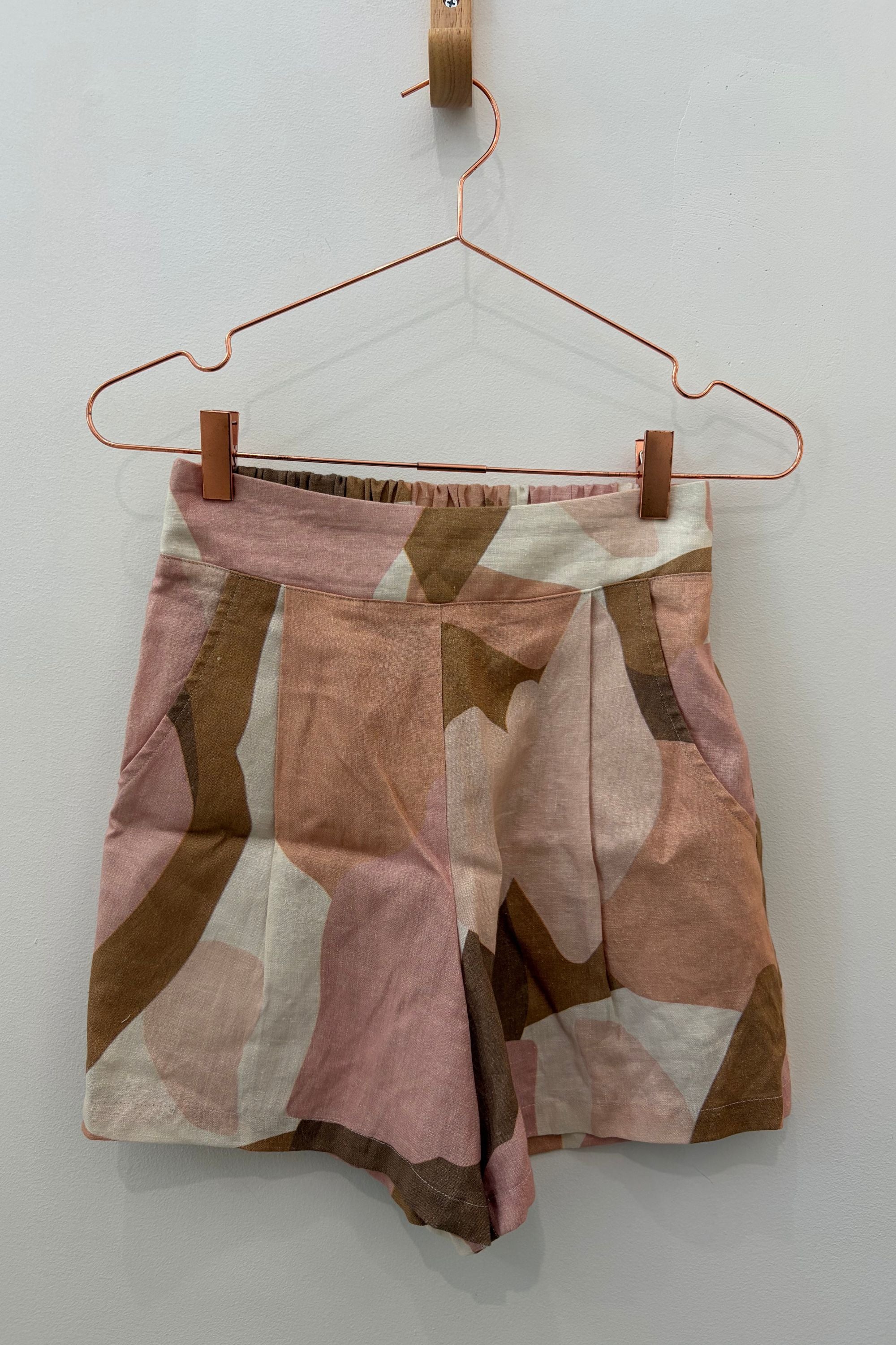 Sample Sale Clay Abstract Shorts - Whimsy & Row