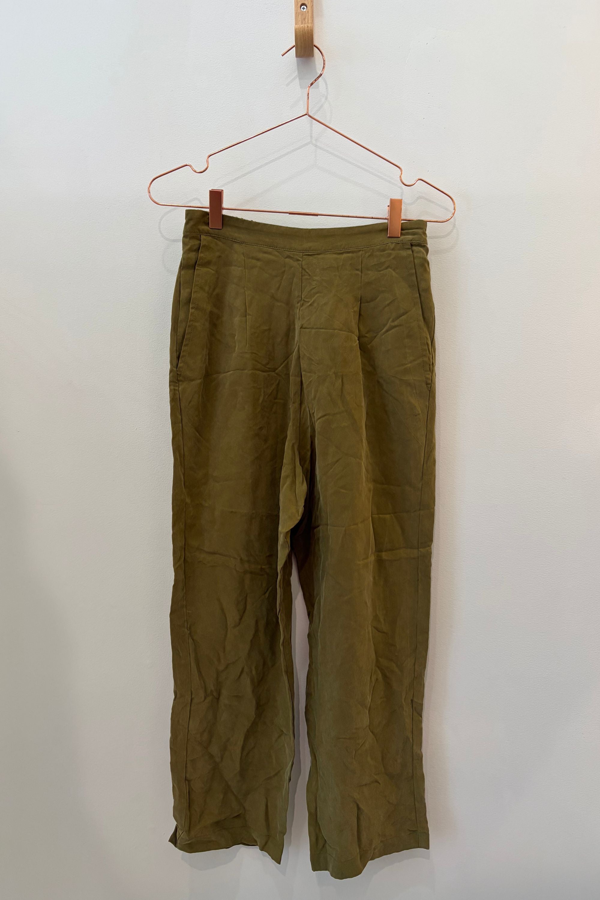 Sample Sale Rowen Pant in Olive - Whimsy & Row