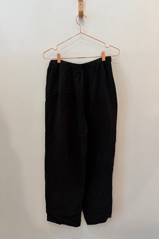 Sample Sale Rowen Pant in Black - Whimsy & Row