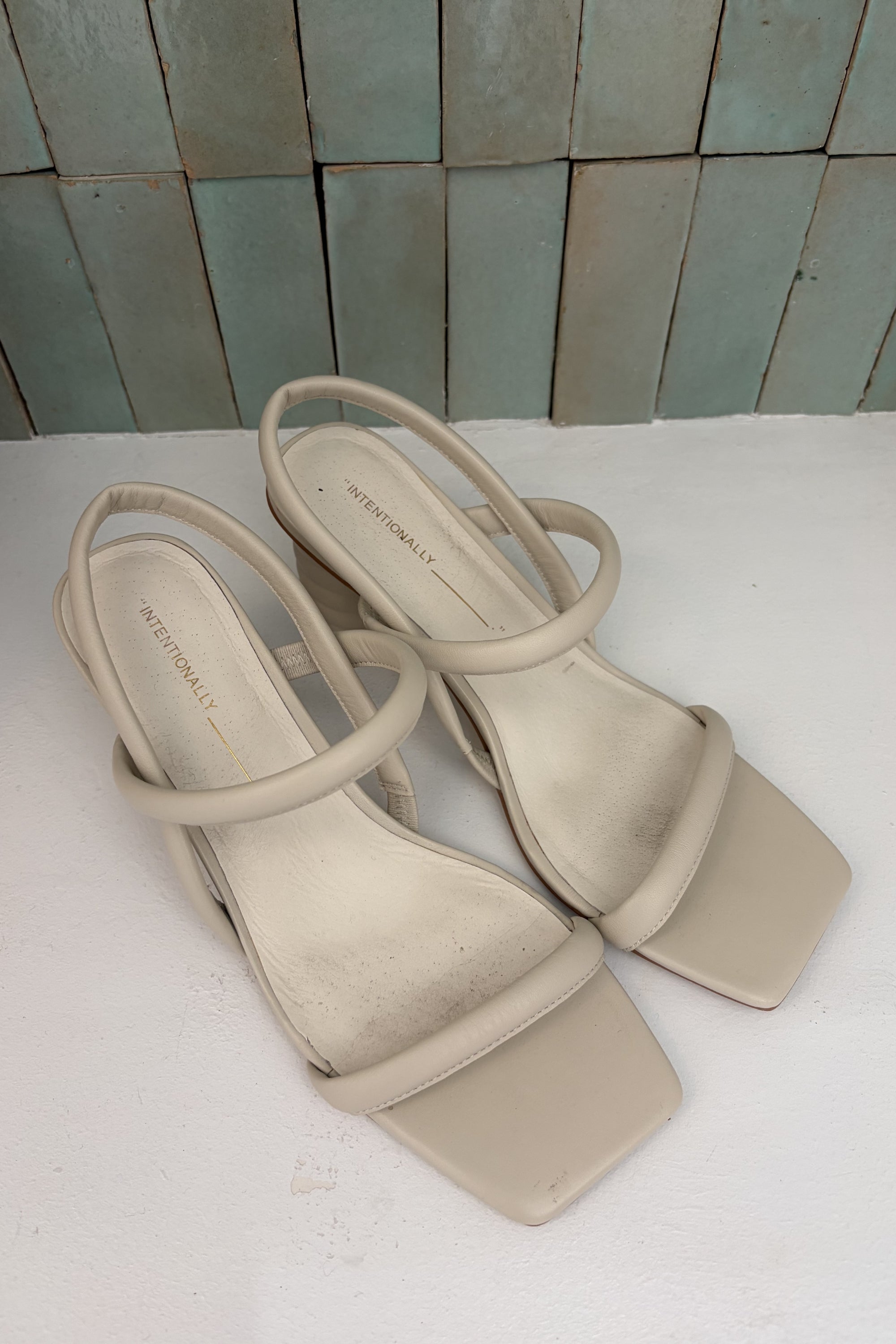 Sample Sale Intentionally Blank Kifton Heel in Cream - Whimsy & Row