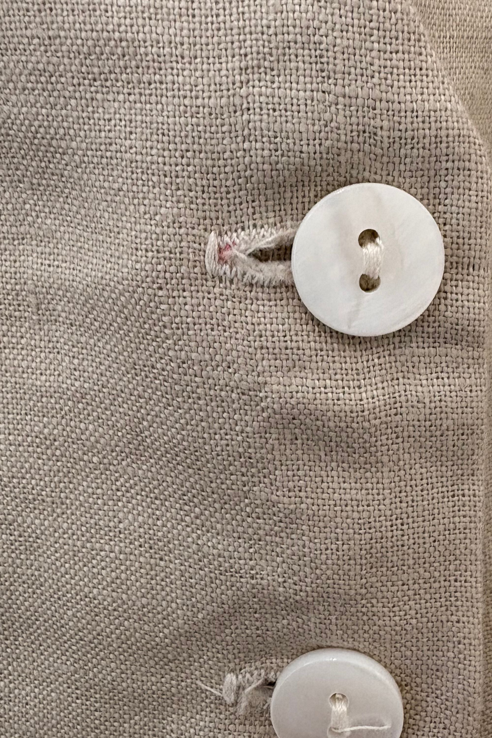 Sample Sale Bowie Vest in Oatmeal Linen - Whimsy & Row