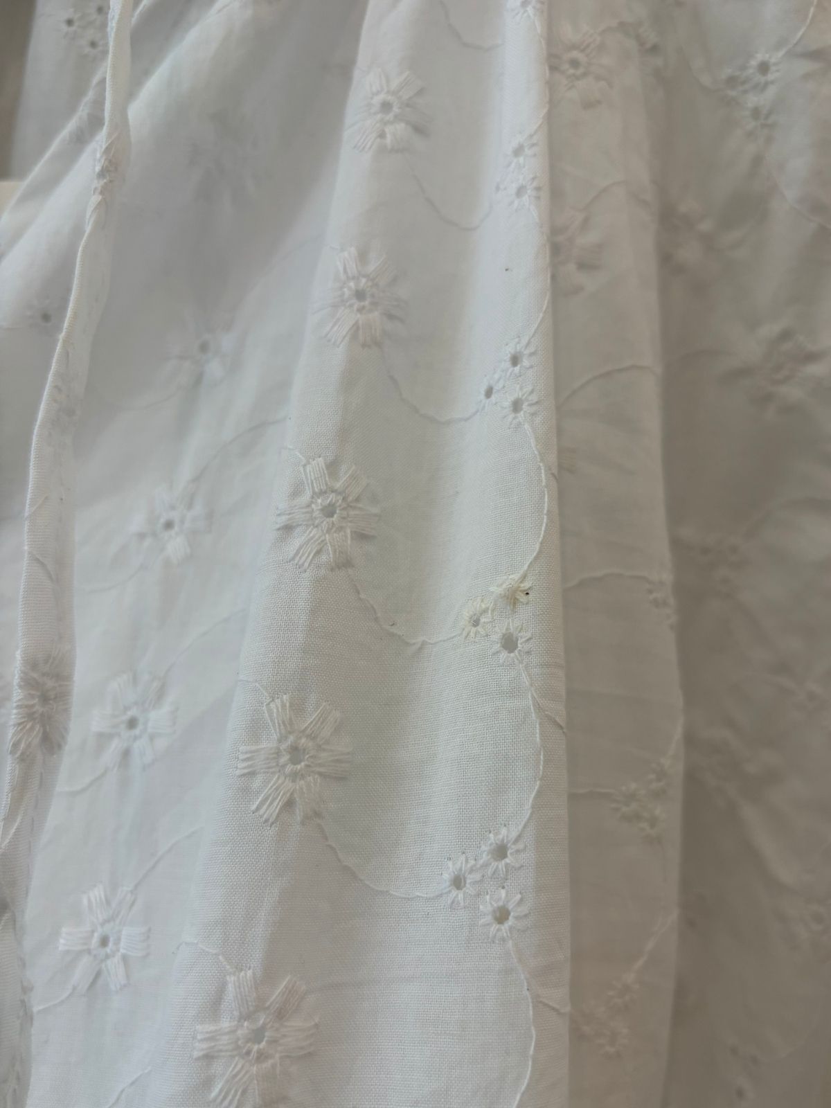 Sample Sale Phoenix Dress in White Embroidery - Whimsy & Row