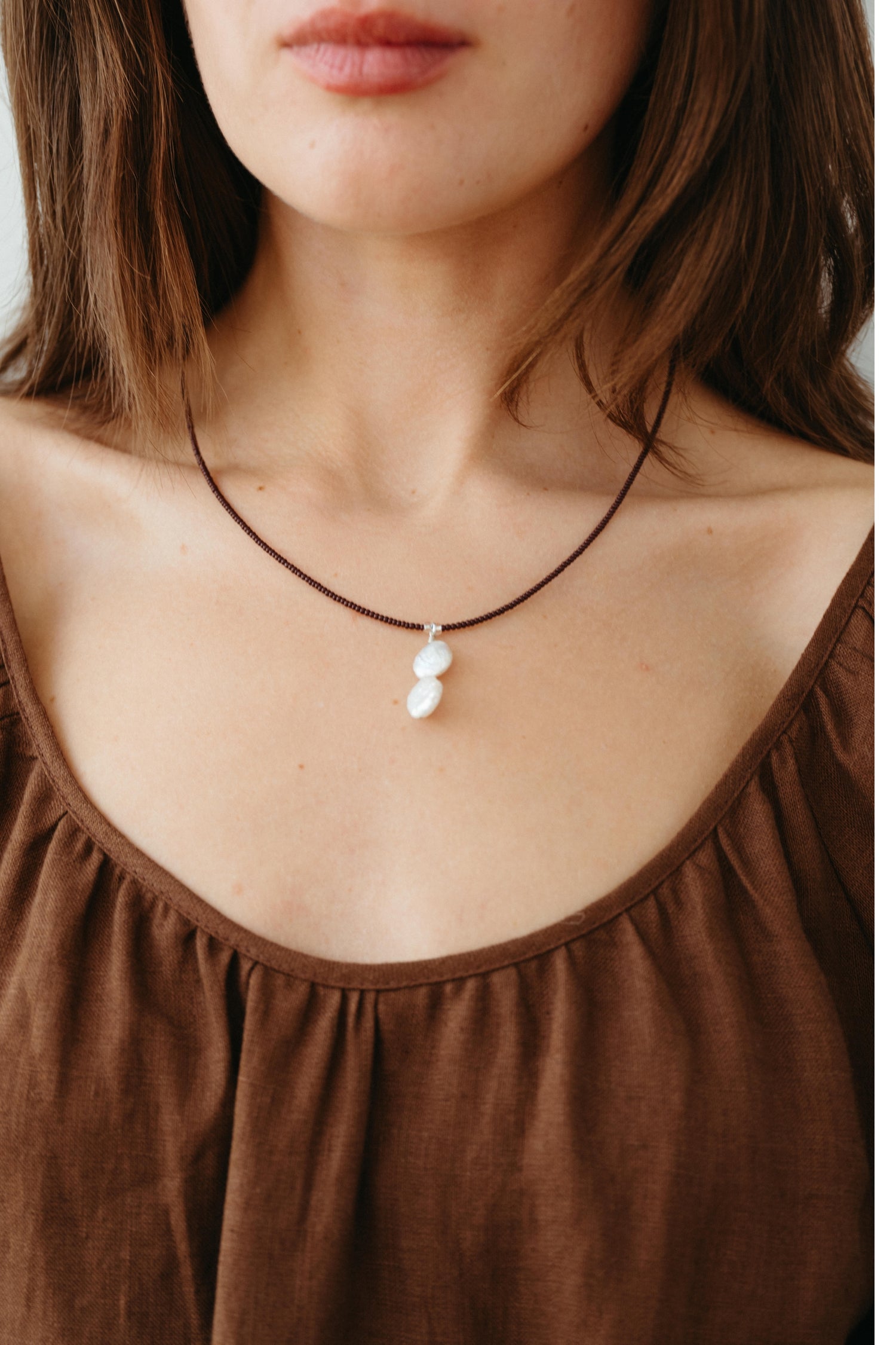 Sea + Pattern Pearl Drop Necklace in Espresso 20