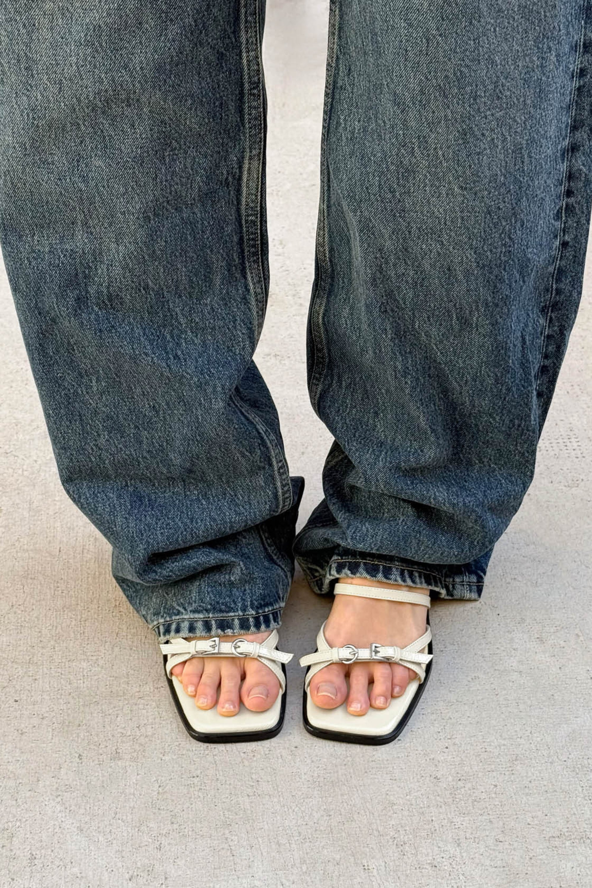 ALOHAS Liko Onix Cream Leather Sandals - Whimsy & Row