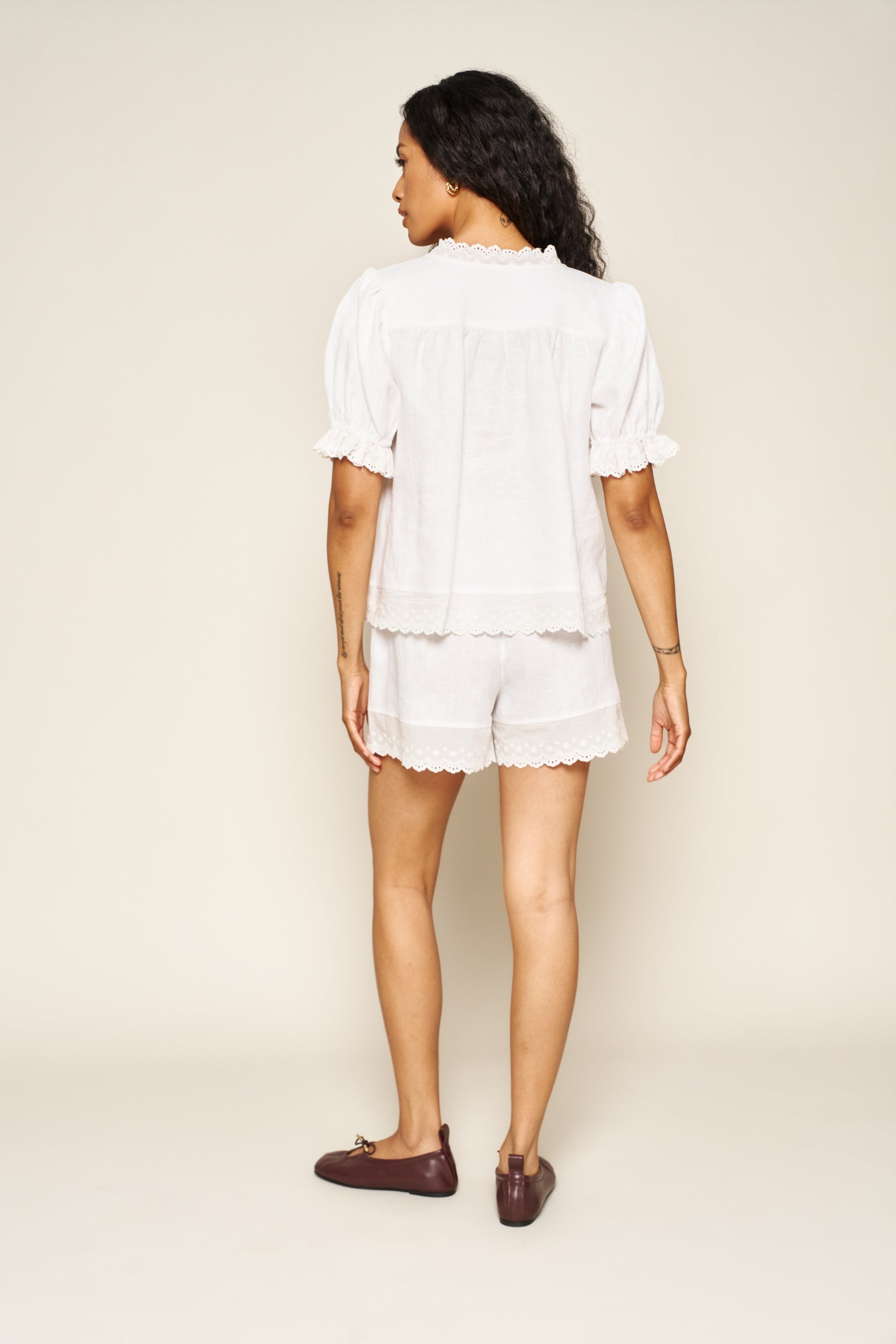 Birdie Top in White Embroidery - Whimsy & Row