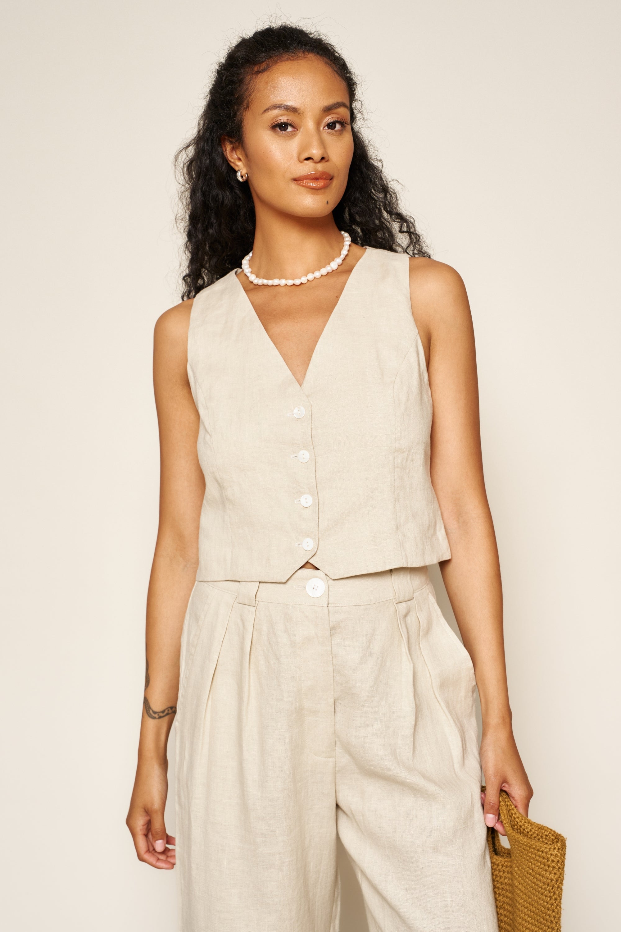 Bowie Vest in Oatmeal Linen - Whimsy & Row