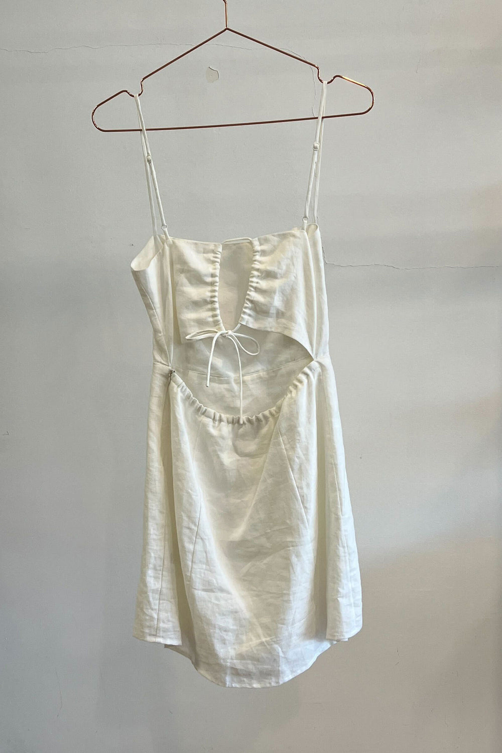 Sample Sale Tie Back Dress in Coconut Linen - Whimsy & Row