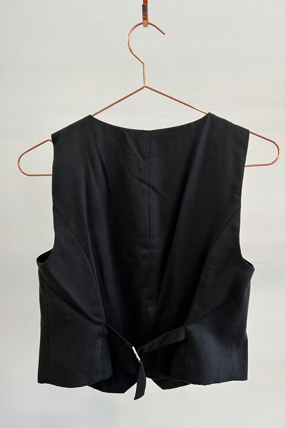 Sample Sale Bowie Vest in Black Tencel - Whimsy & Row