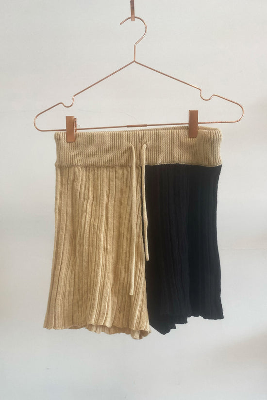 Sample Sale Ollie Shorts in Latte & Black - Whimsy & Row