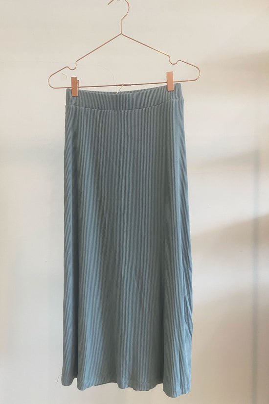 Sample Sale Skirt in Blue Rib - Whimsy & Row