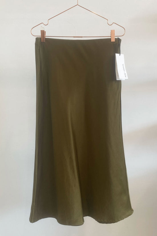 Sample Sale Donna Skirt in Silky Hunter - Whimsy & Row