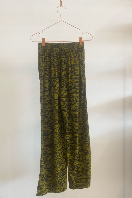 Sample Sale Vera Pant in Hunter Zebra - Whimsy & Row