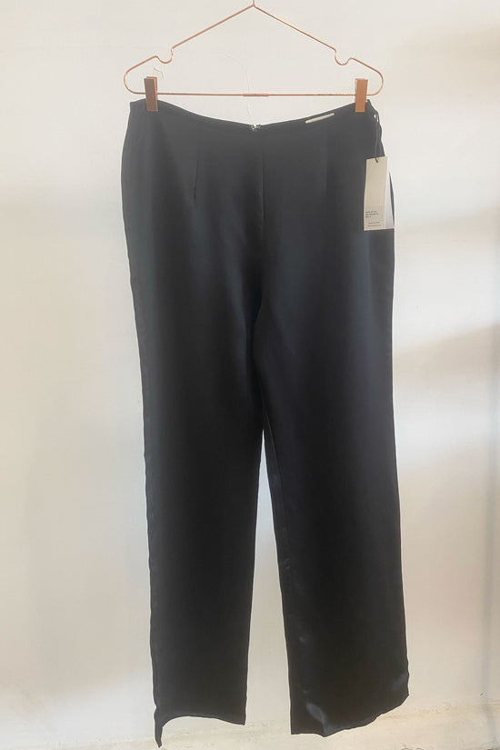 Sample Sale Eli Pant in Black - Whimsy & Row