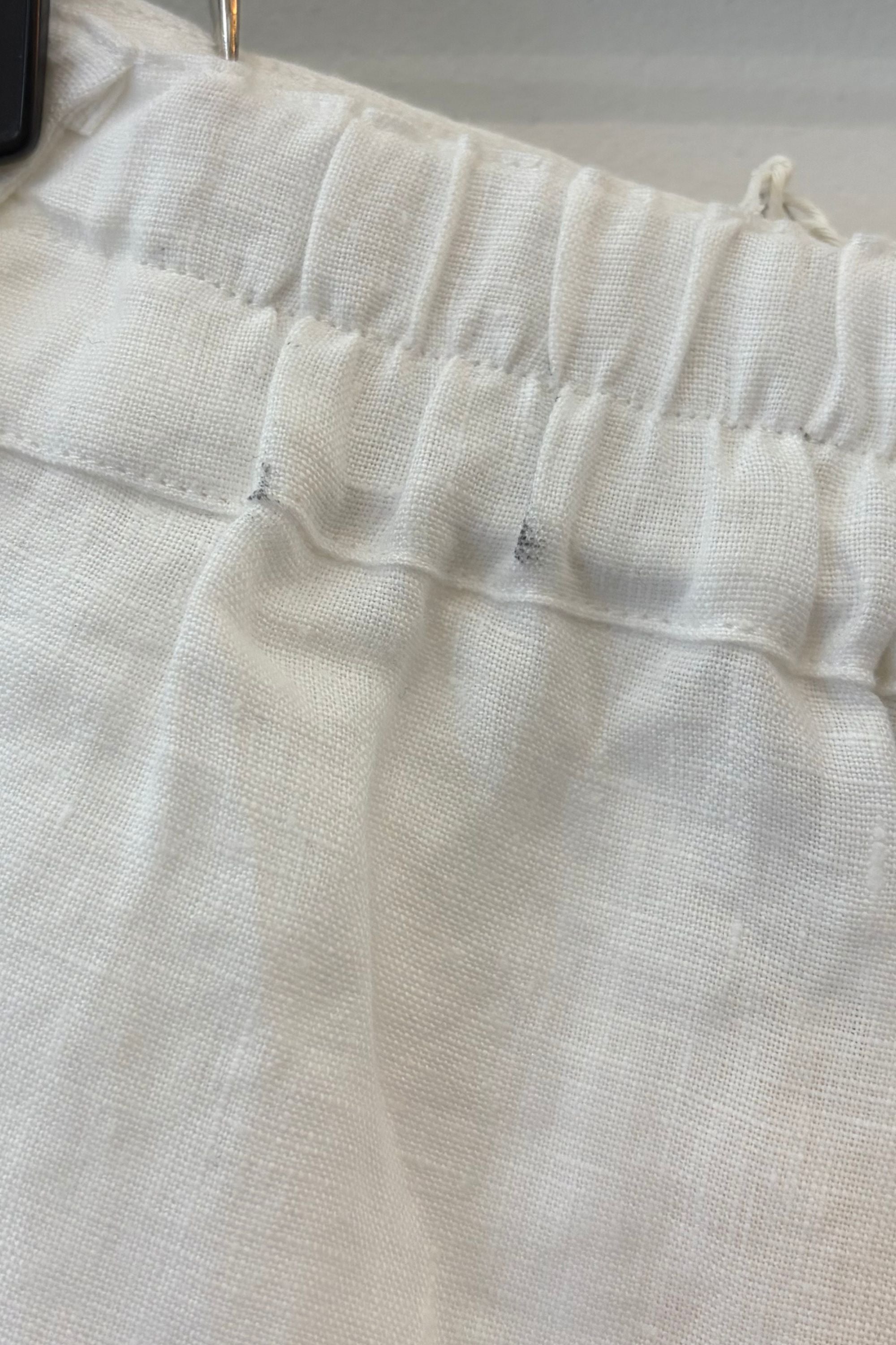 Sample Sale Leanna Shorts in White Linen - Whimsy & Row