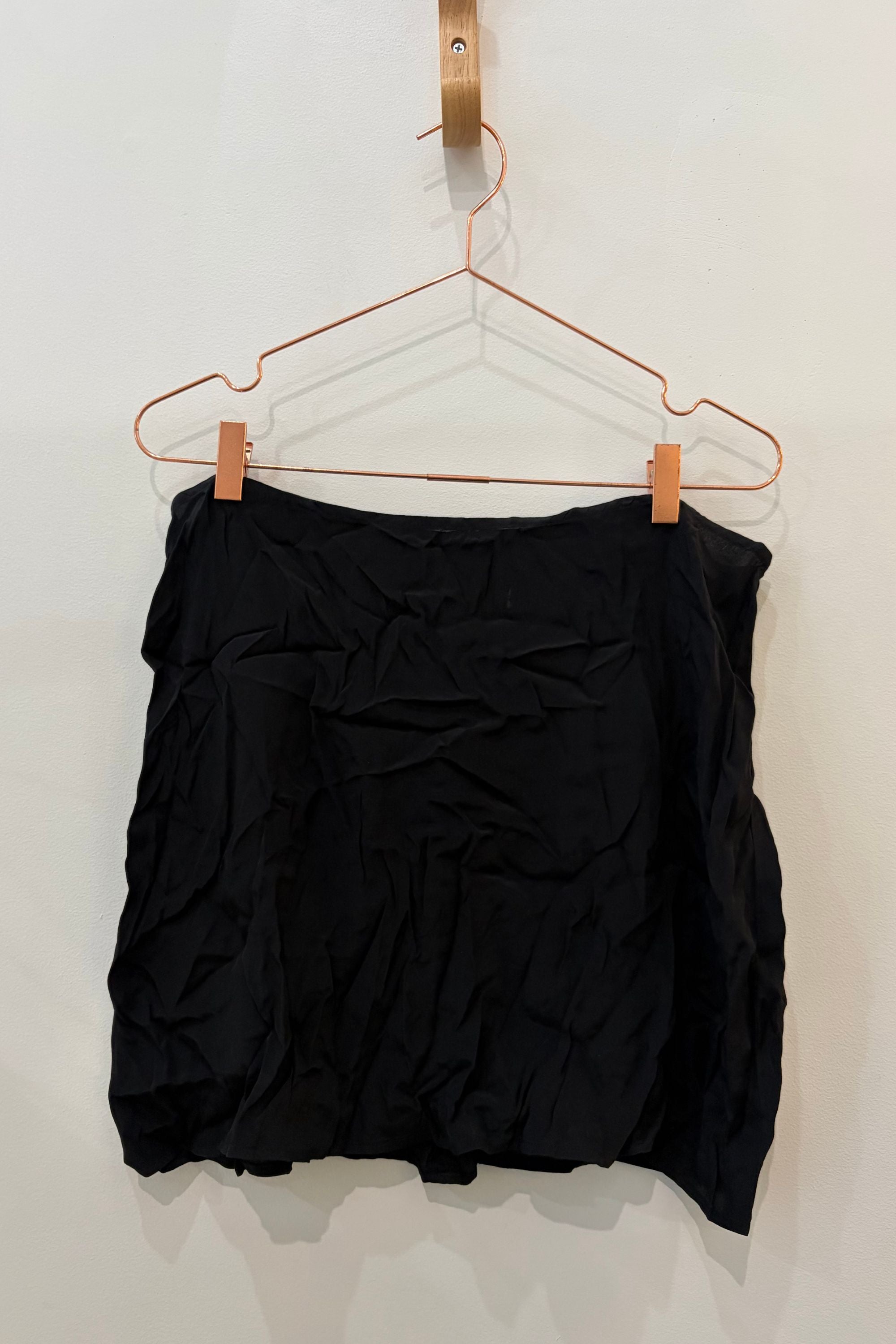 Sample Sale Noel Skirt in Black - Whimsy & Row