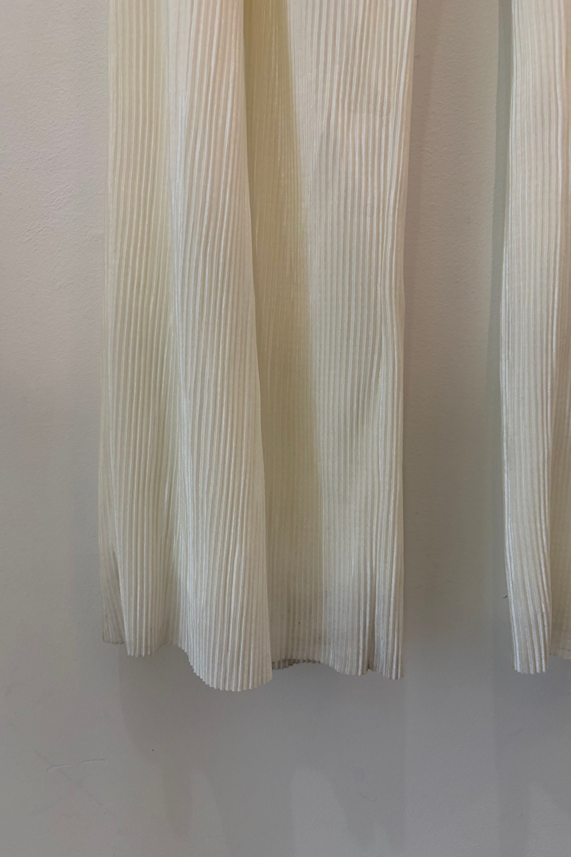 Sample Sale Raffa Pants in Cream Plissé - Whimsy & Row