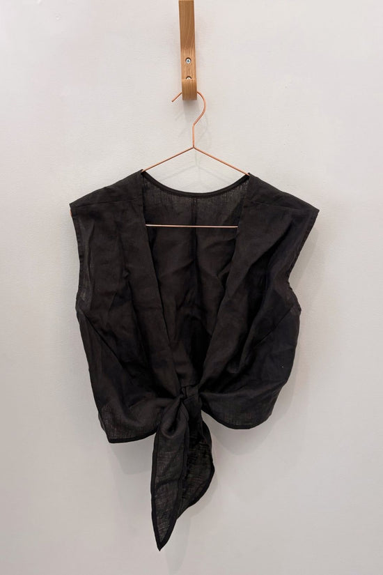 Sample Sale Valentina Top in Black Linen - Whimsy & Row