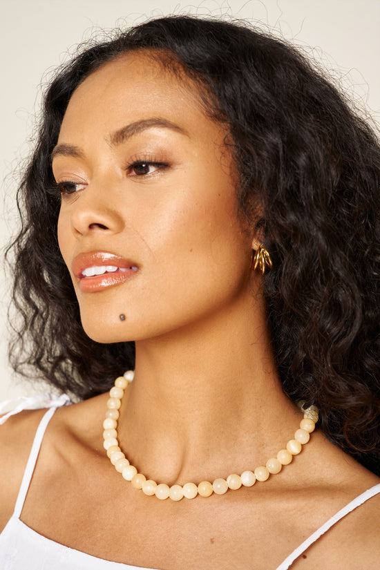 Sea + Pattern Yellow Jade Necklace 18