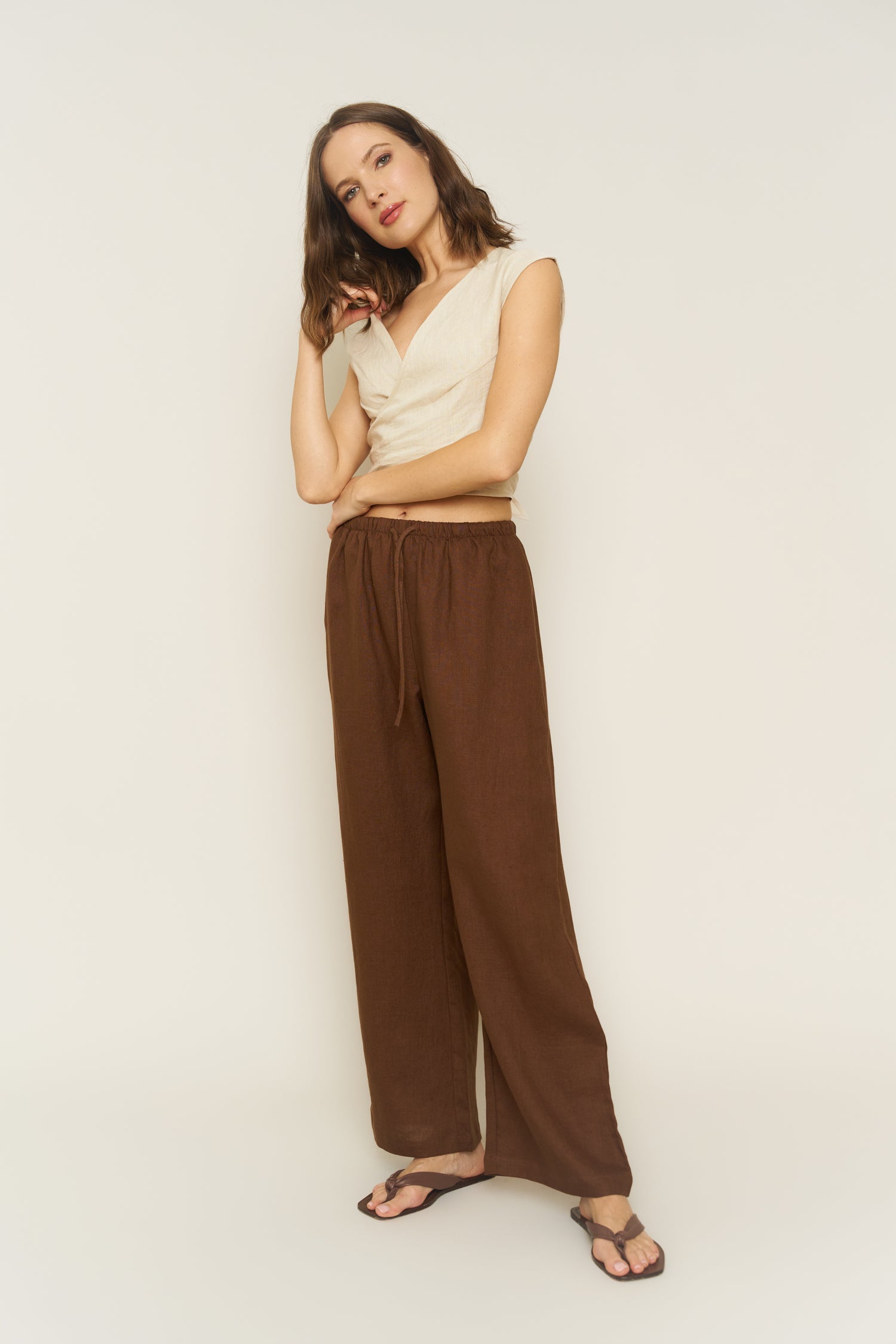 Kira Pant in Chocolate Linen