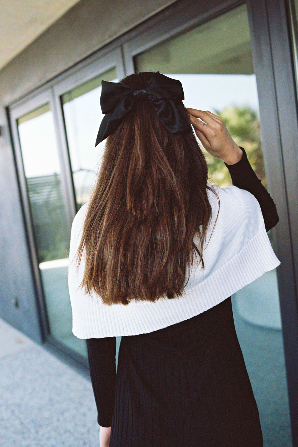 Hair Bow in Silky Black - Whimsy & Row