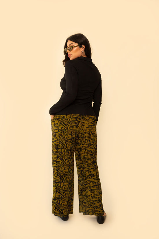 Sample Sale Vera Pant in Hunter Zebra - Whimsy & Row