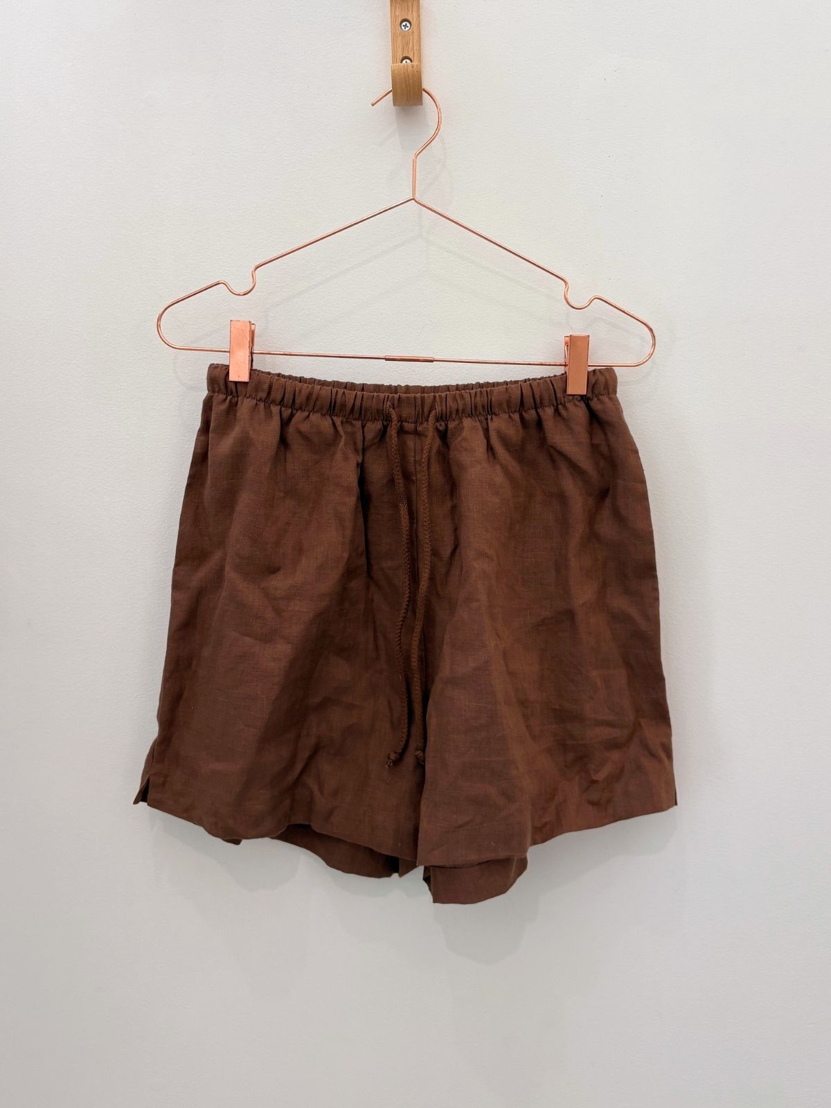 Sample Sale Allison Shorts in Chocolate Linen - Whimsy & Row