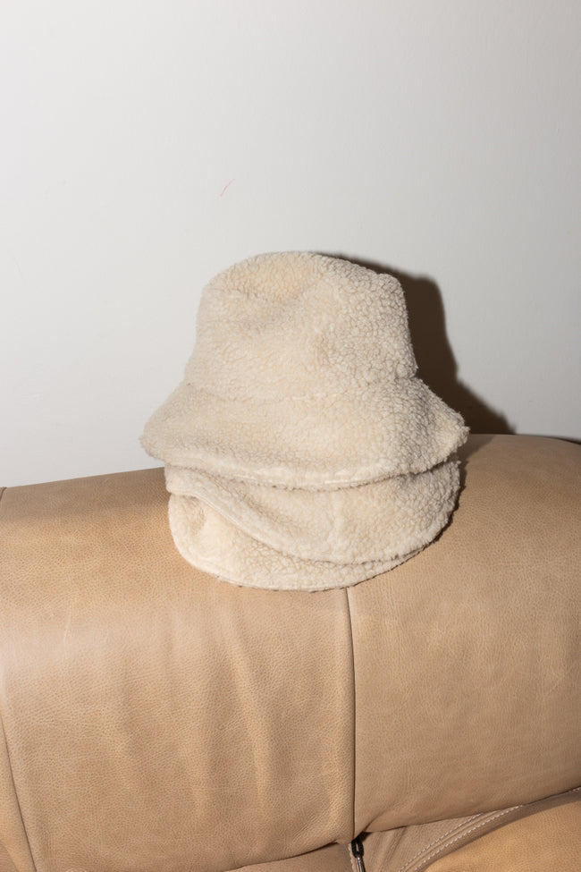 Sample Sale Bucket Hat in Cream Sherpa - Whimsy & Row